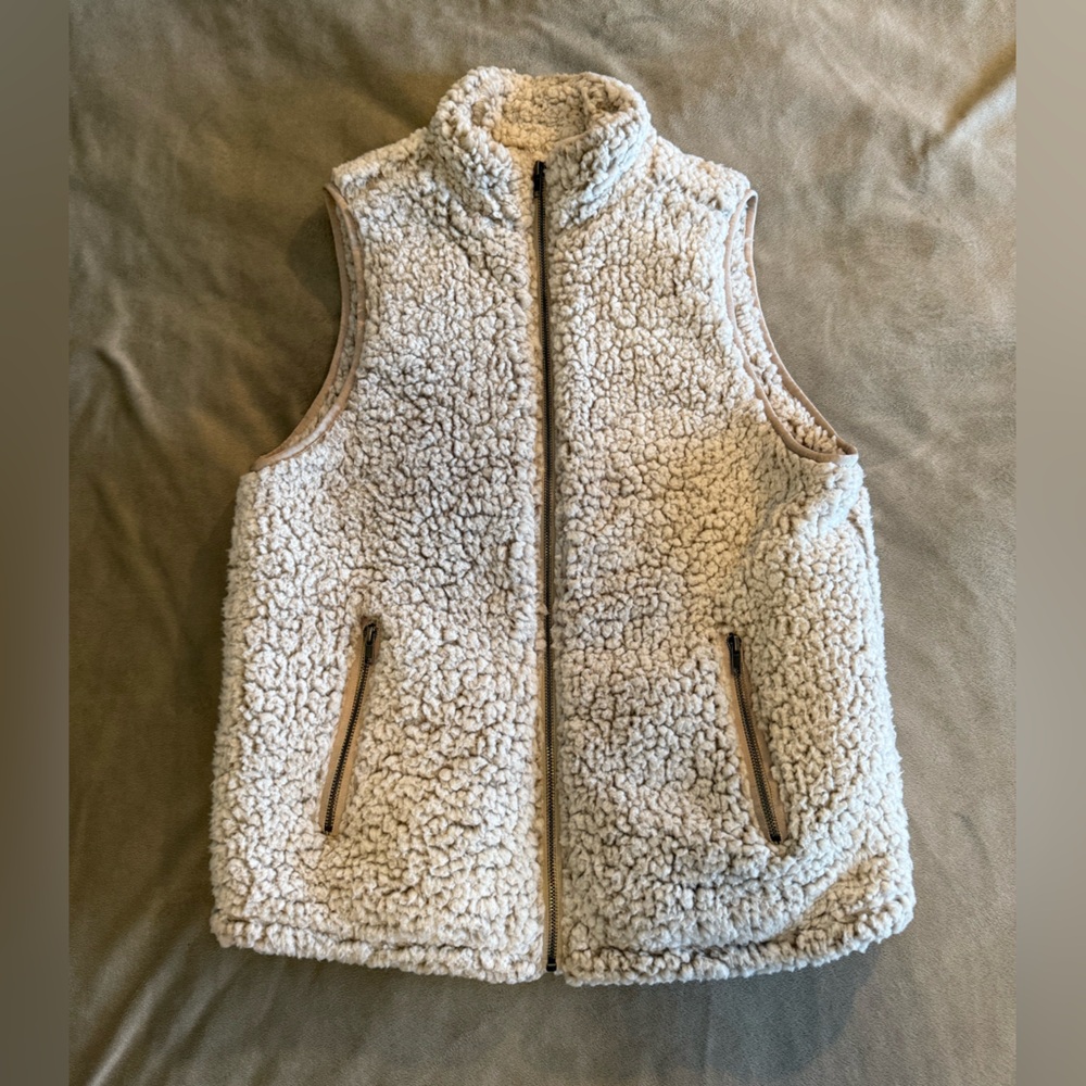 Fleece Vest from Altrd State - Women’s Medium